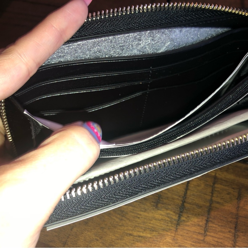 Kate Spade Large Continental Wallet | Black | Saffiano Leather | BNWT - Picture 4 of 7